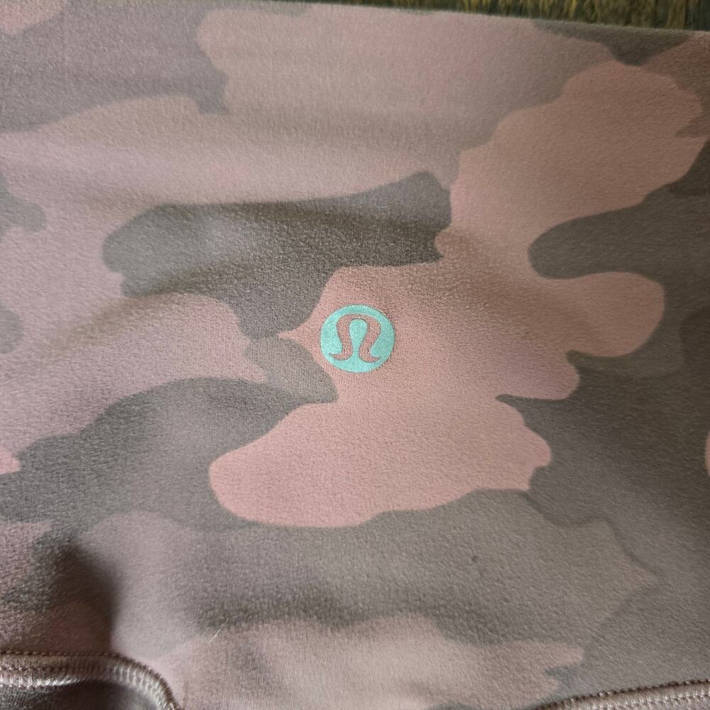 Lululemon Align Crop *21" Heritage 365 Camo Brier Rose Multi Size 2 W6BOWS - Picture 9 of 10